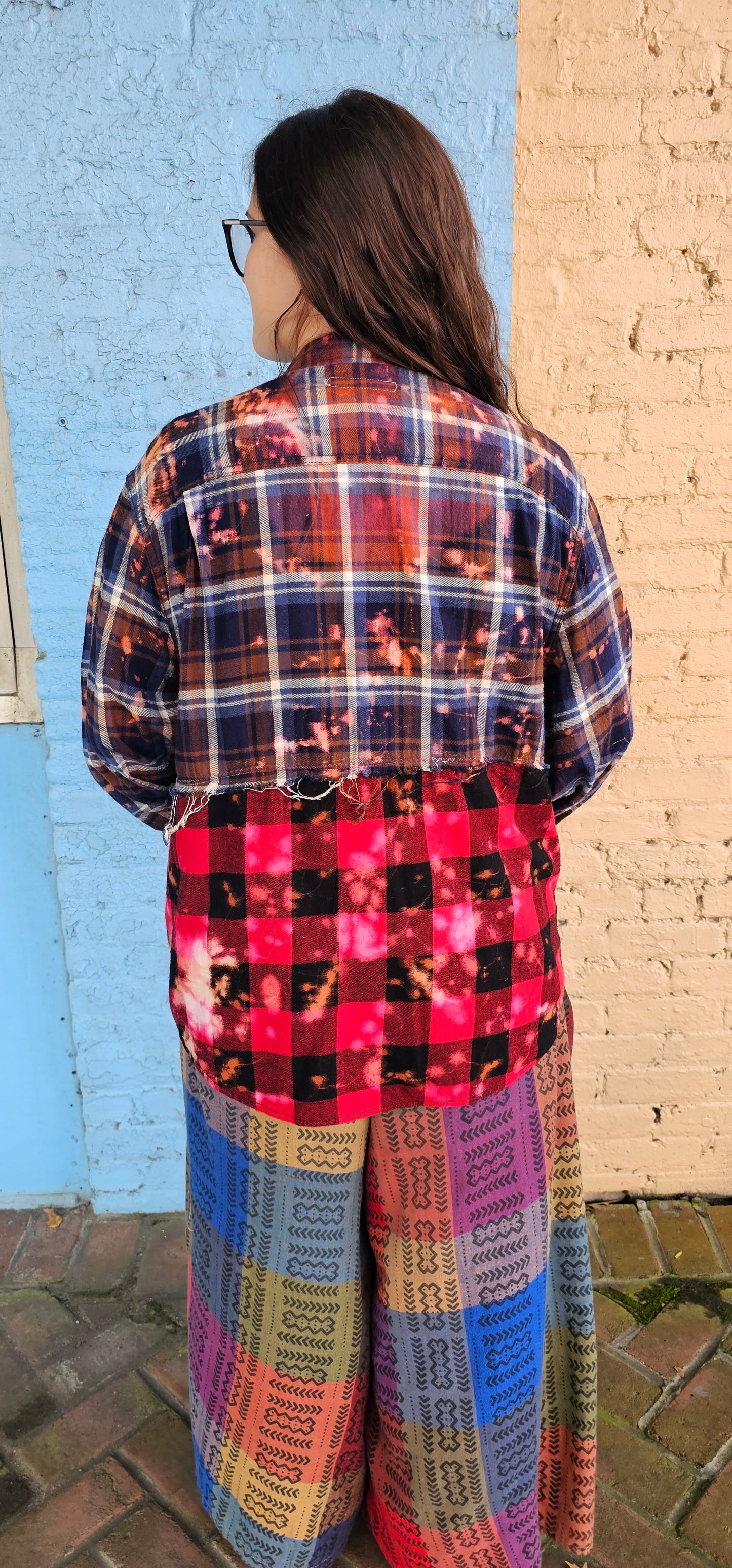 Bleached Split Flannel Shacket size XL 1254