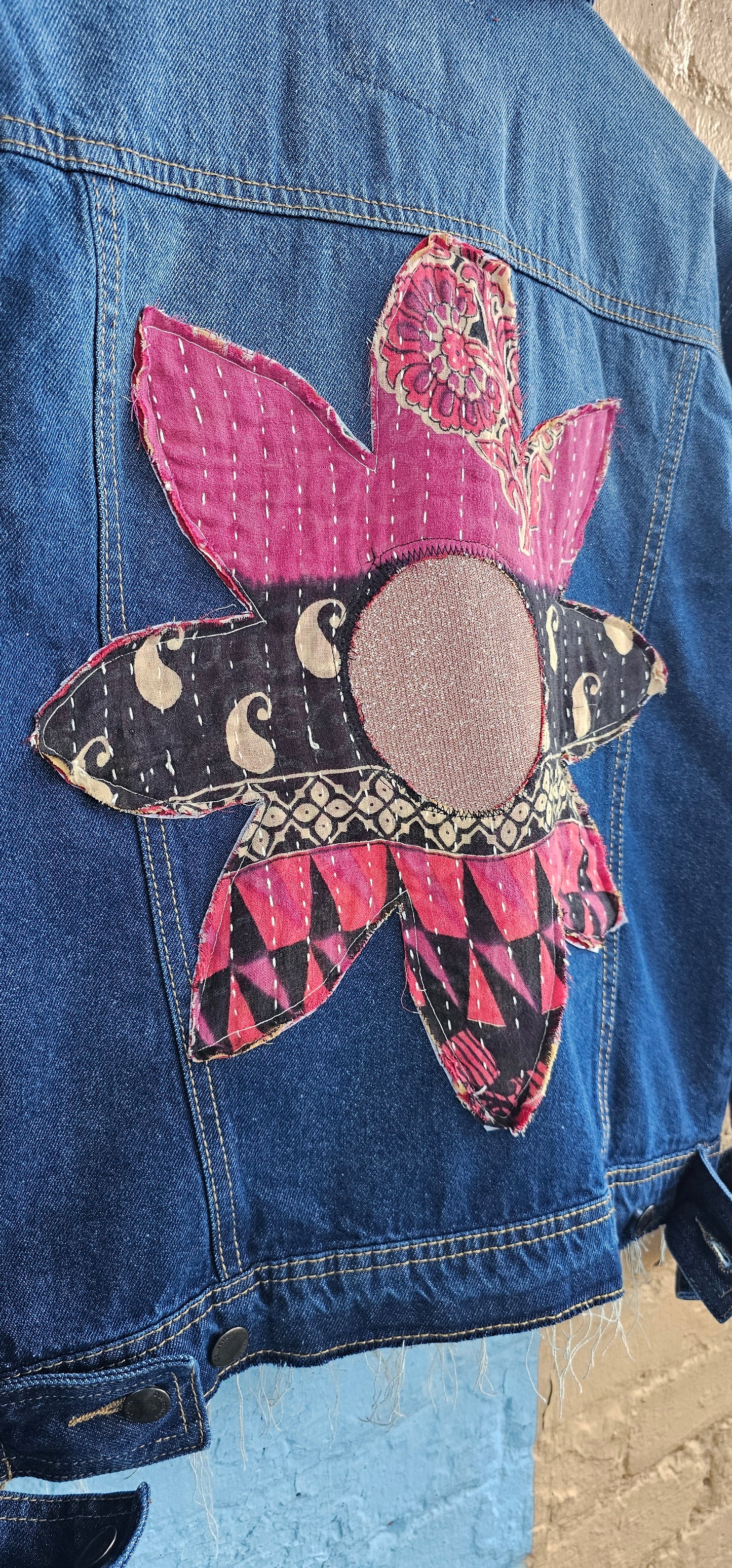 Kantha Glitter Daisy Denim Jacket size Small