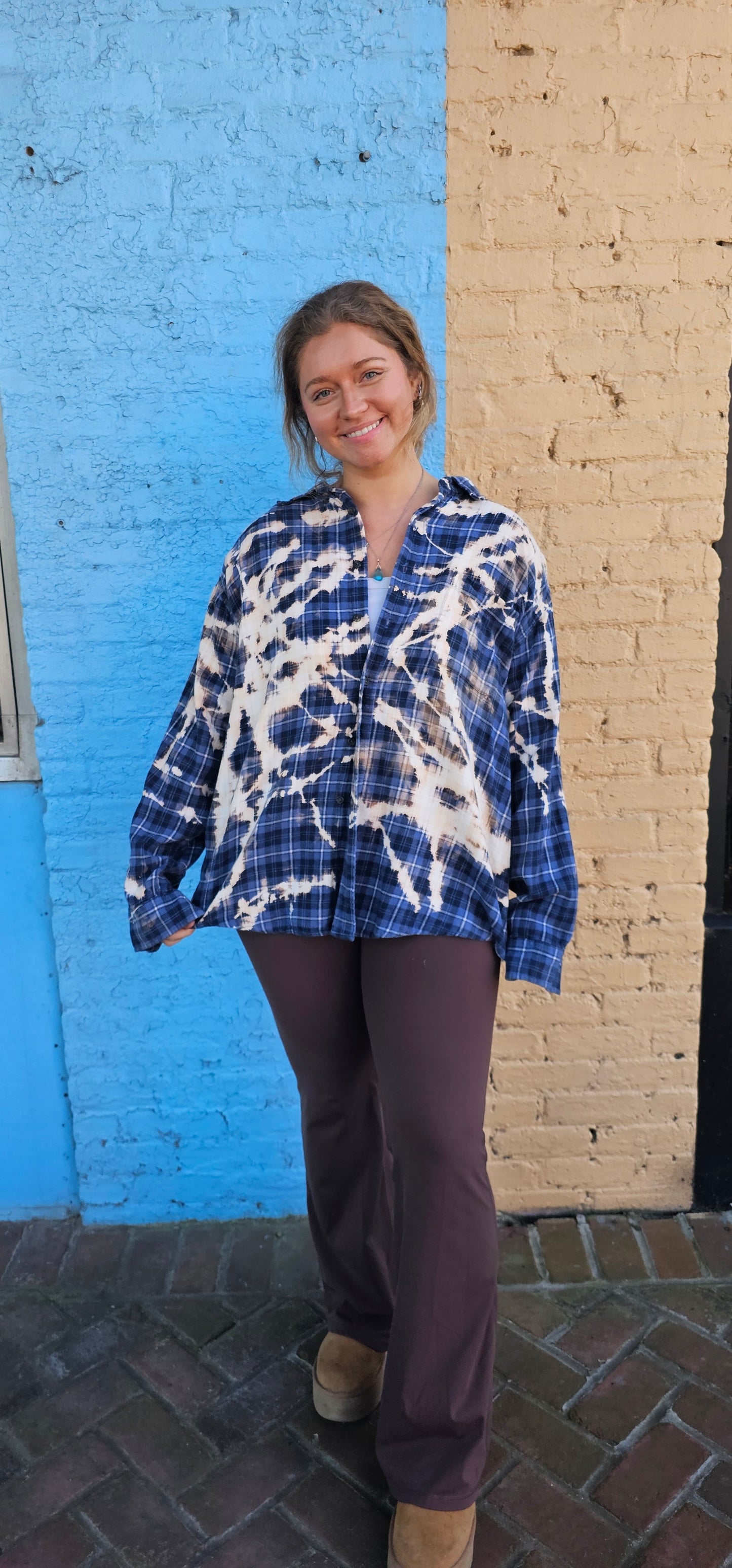 Pretty Lights Bleached Flannel size XL