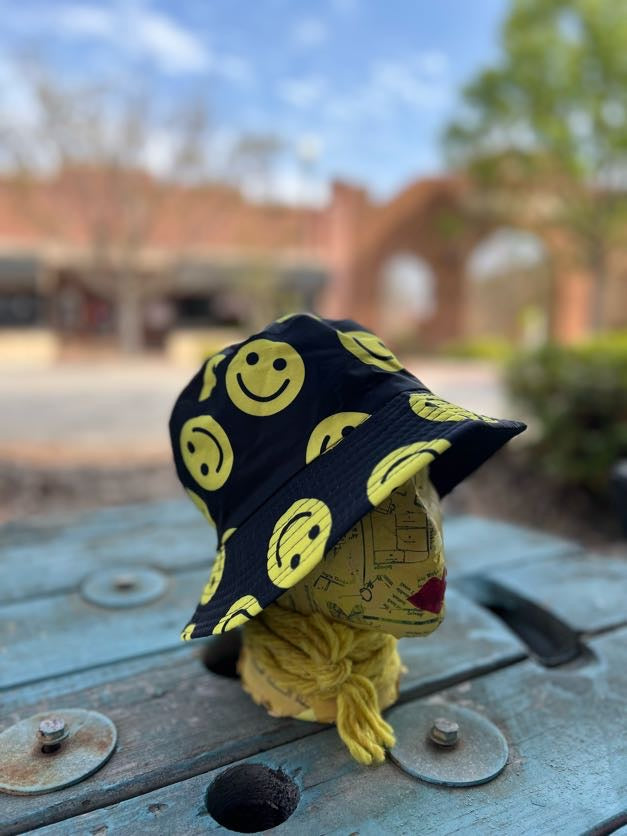 Big Smile Happy Face Print Bucket Hat