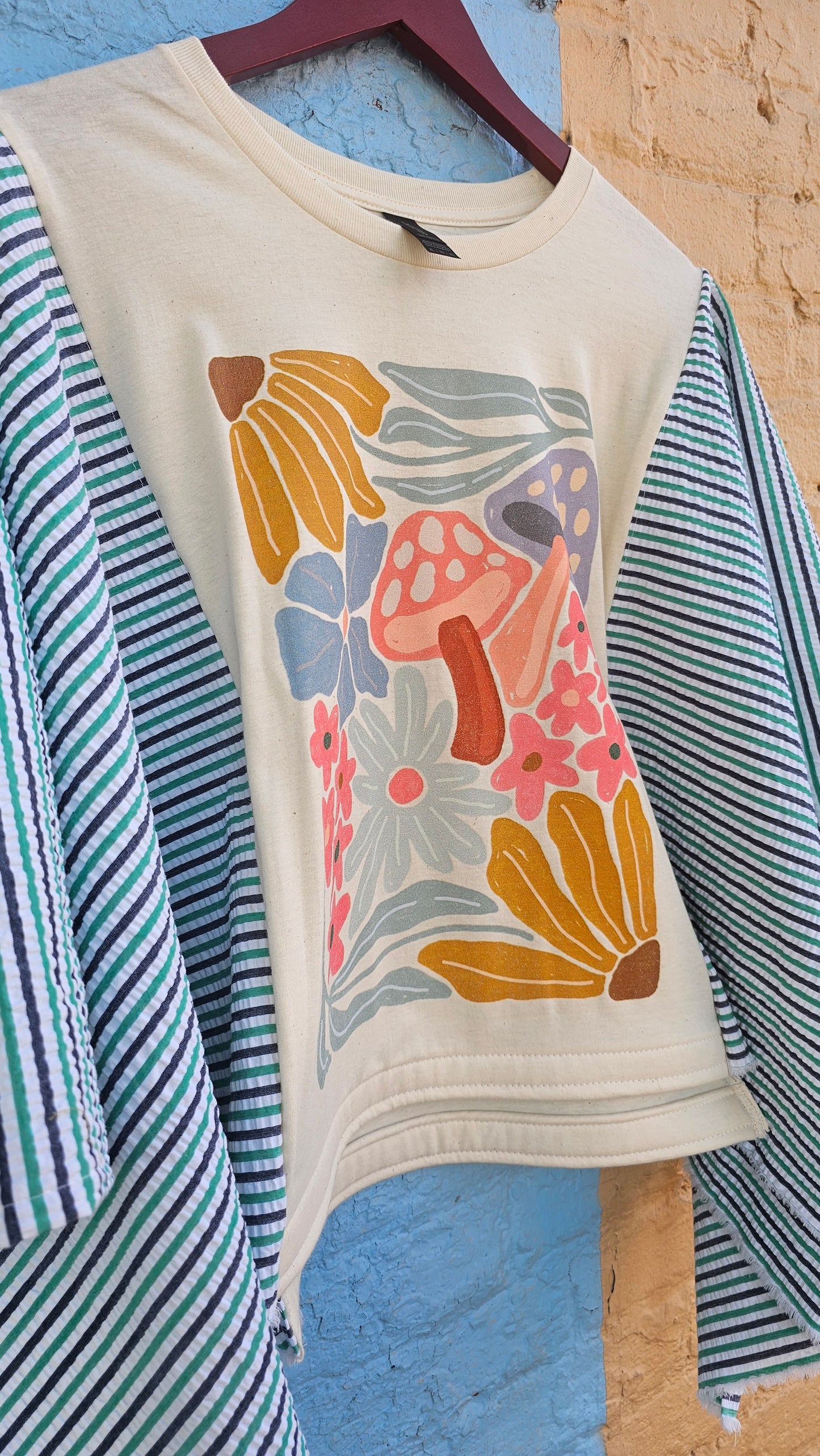 Mushroom Floral Diva Flow Top #1339