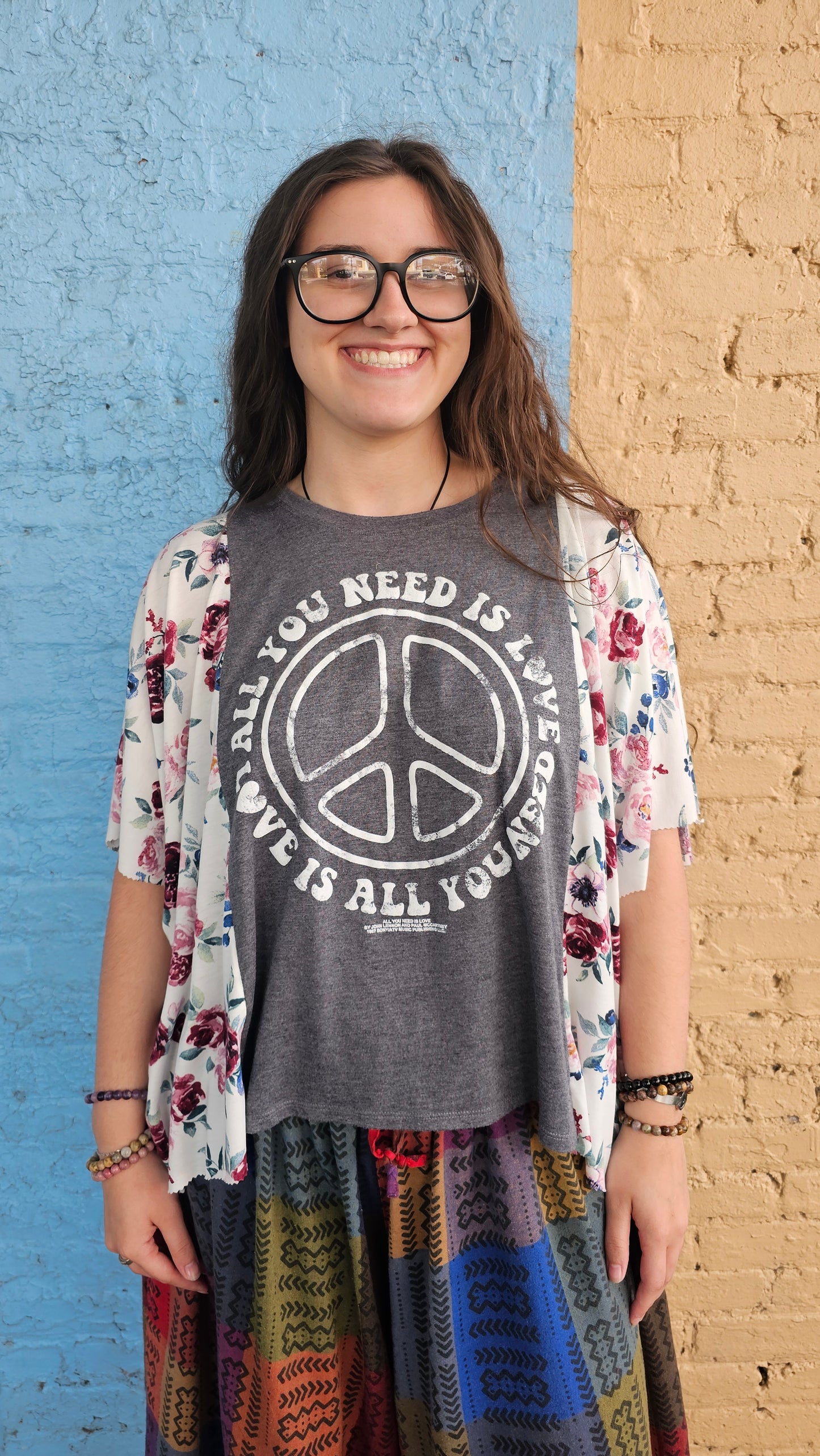 All You Need is Love Diva Flow Top #1369