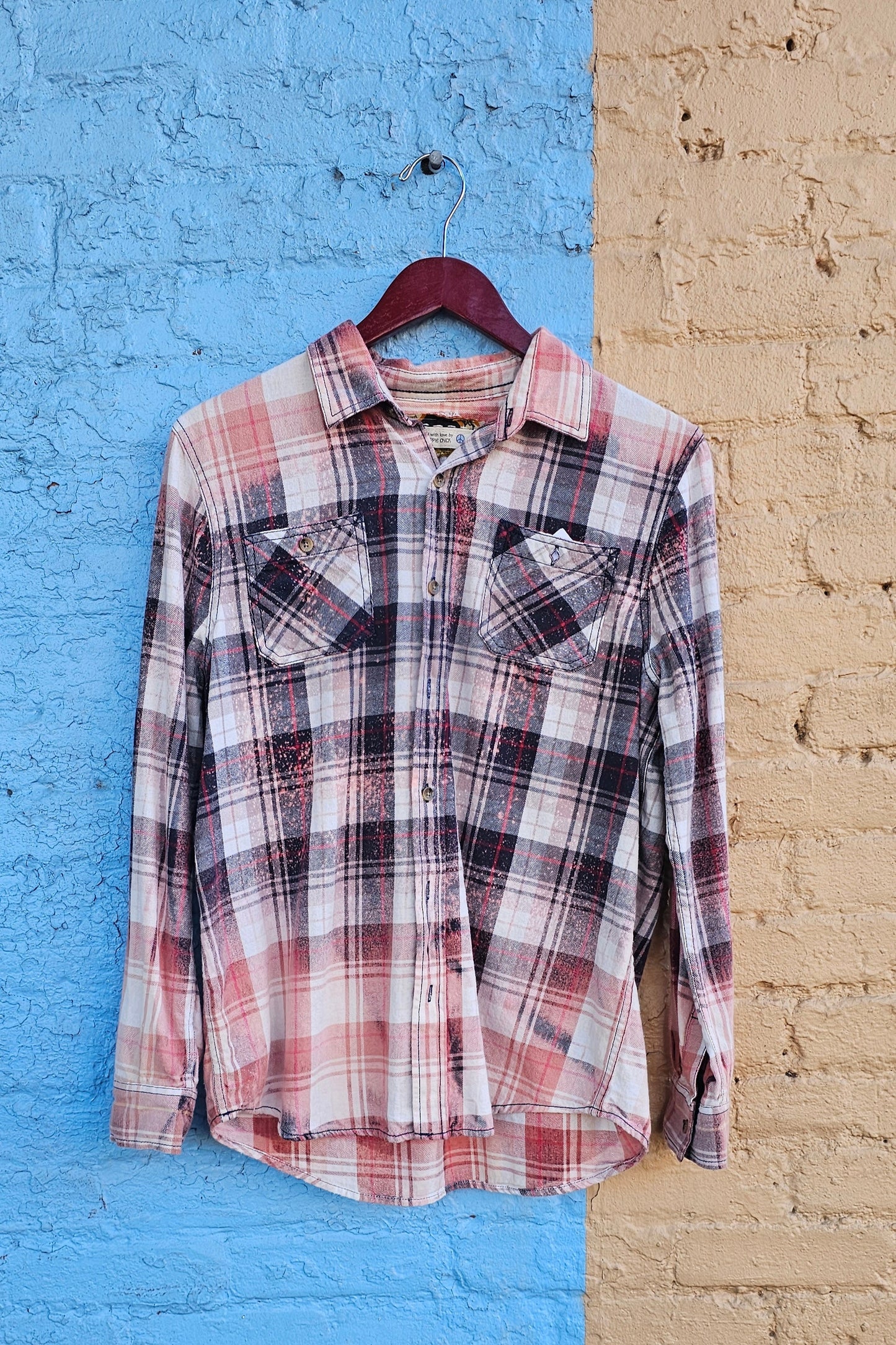 Pink Flyd Bleached Flannel size Medium