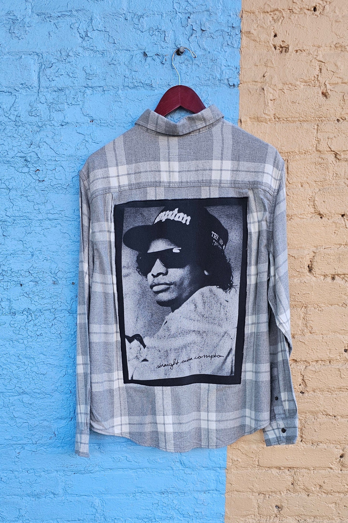 Eazy E Flannel size Large