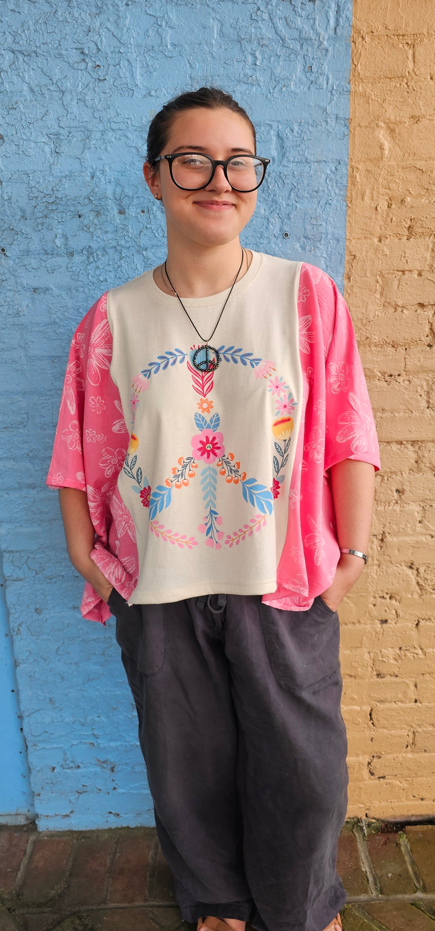 Floral Peace Sign Diva Flow Top
