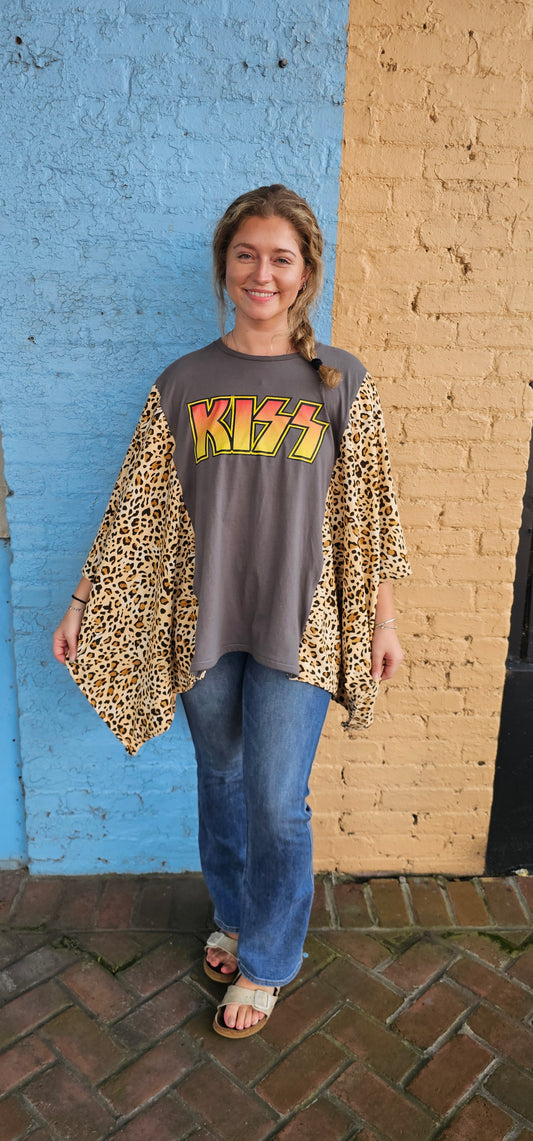 KISS Diva Flow Top